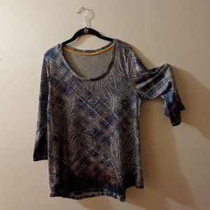 Plaid Paisley Sparkle - Scoop Neck Top- Avenue - Size 14/16